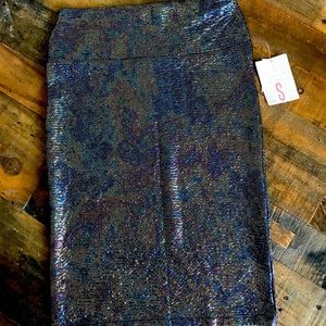 LulaRoe Elegant Cassie Oil Slick Mermaid Rainbow